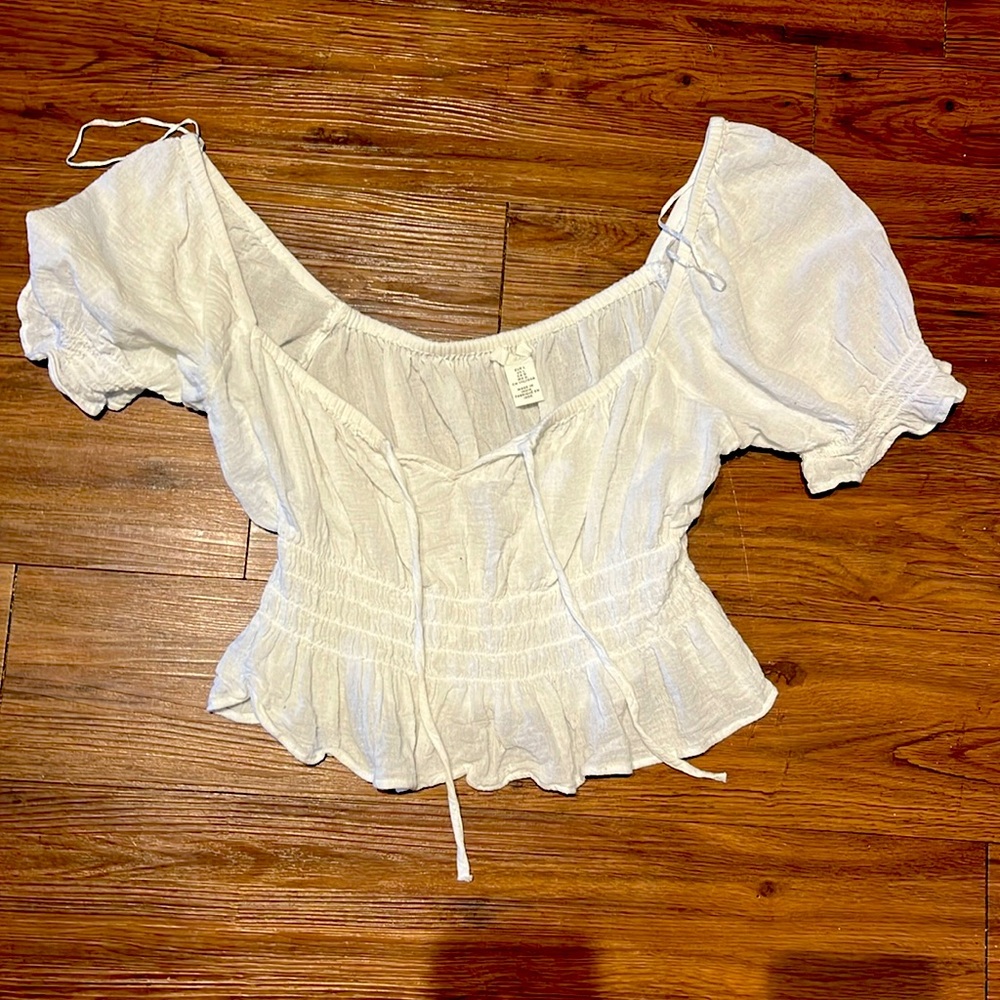 White crop top stretchy h and m